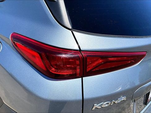 Used 2021 Hyundai Kona SEL AWD/4WD image 28