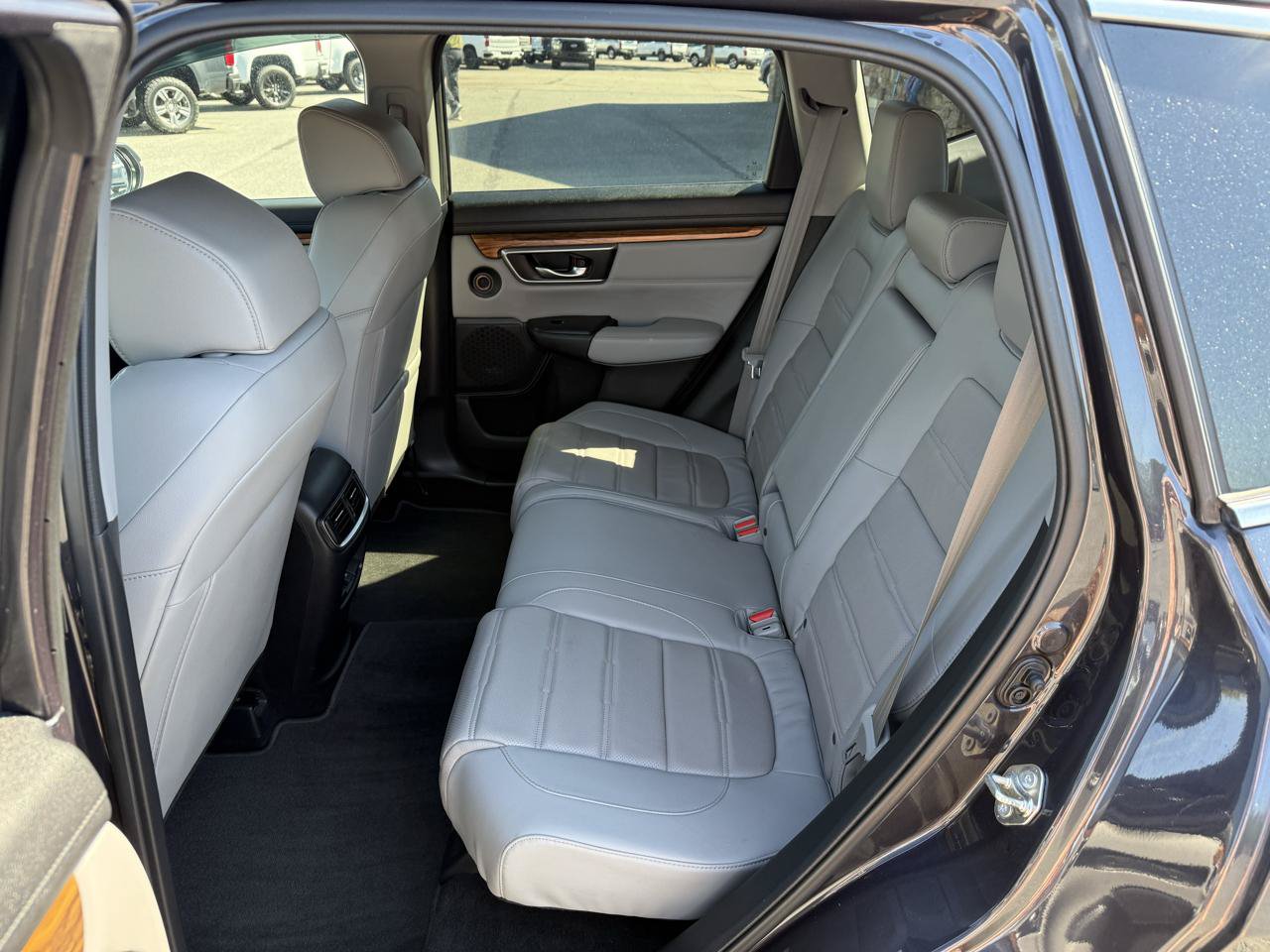Used 2018 Honda CR-V Touring image 15