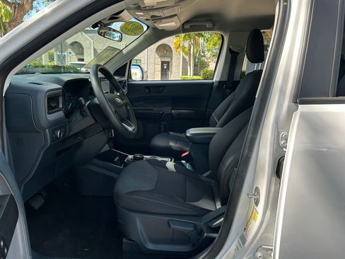 Used 2022 Ford Maverick XL image 17