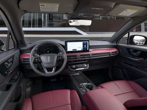 New 2025 Lincoln Corsair Reserve w/ Equipment Group 202A image 9