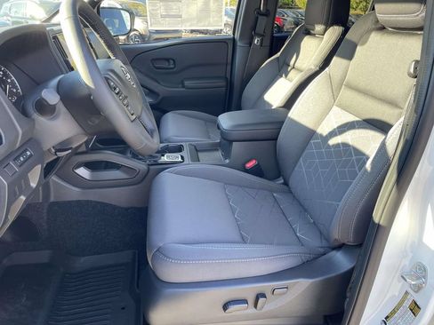 New 2026 Nissan Frontier SV w/ All-Weather Content Package AWD/4WD image 17