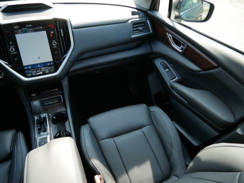 Used 2023 Subaru Ascent Touring AWD/4WD image 11