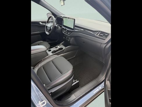 New 2026 Ford Escape ST-Line w/ Tech Pack #1 image 15