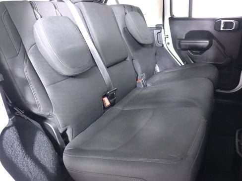 Used 2023 Jeep Wrangler Unlimited AWD/4WD image 41