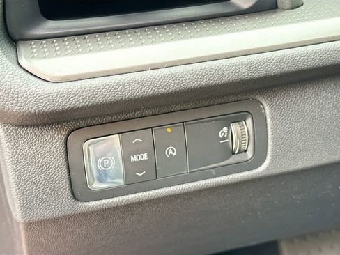 New 2026 Chevrolet Traverse LT w/ Midnight/Sport Edition image 11