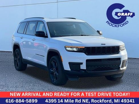Used 2023 Jeep Grand Cherokee L Laredo AWD/4WD image 1
