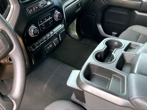 Certified 2022 Chevrolet Silverado 1500 Custom w/ LPO, Dark Essentials Package AWD/4WD image 17