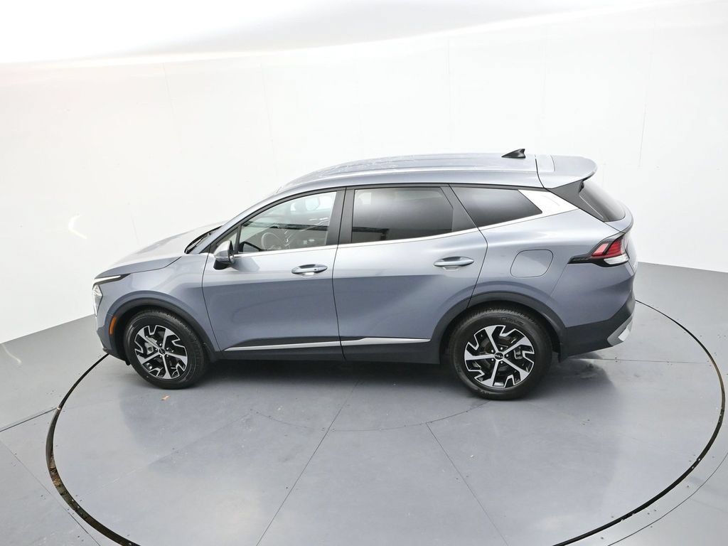 Used 2023 Kia Sportage EX FWD image 20