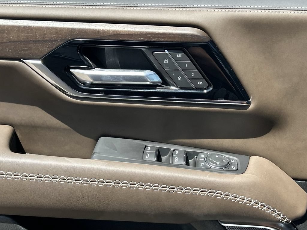 New 2026 GMC Yukon XL Denali Ultimate AWD/4WD image 24