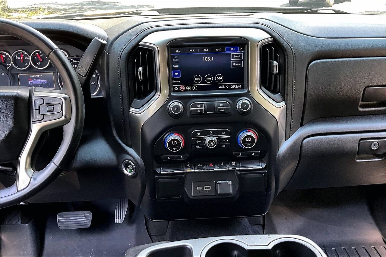 Used 2021 Chevrolet Silverado 1500 RST w/ Rally Edition RWD image 9