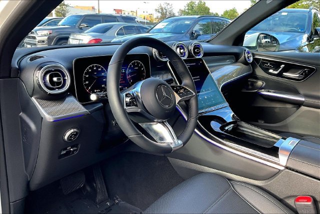 Used 2026 Mercedes-Benz GLC 300 4MATIC image 14