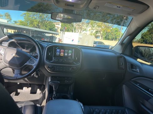 Used 2018 Chevrolet Colorado Z71 image 12