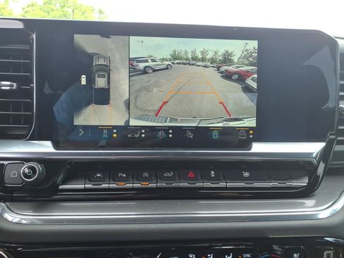 Used 2023 Chevrolet Silverado 1500 High Country AWD/4WD image 21