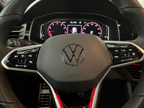 Certified 2025 Volkswagen Jetta GLI Autobahn w/ GLI Black Package image 20