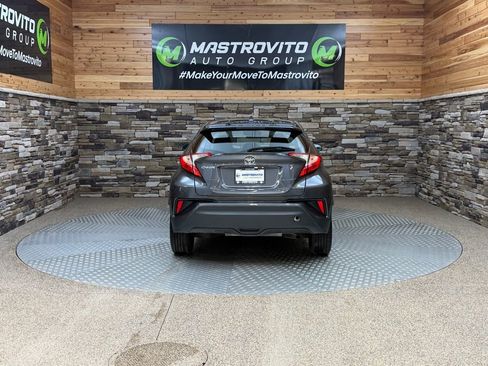 Used 2019 Toyota C-HR LE image 8