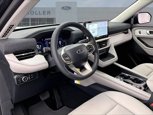 New 2026 Ford Explorer Active w/ Active Comfort Package AWD/4WD image 7