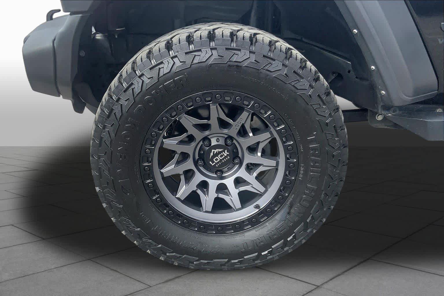 Used 2021 Jeep Wrangler Unlimited Sport AWD/4WD image 11