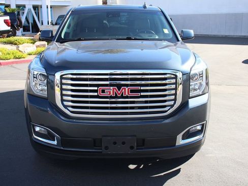Used 2020 GMC Yukon XL SLT w/ Premium Edition image 12