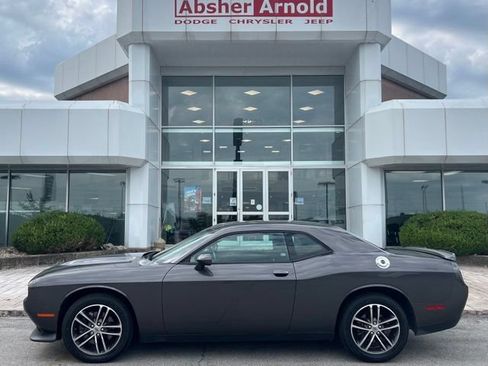 Used 2019 Dodge Challenger GT w/ Driver Convenience Group AWD/4WD image 2