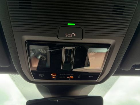 Used 2022 Volkswagen ID.4 Pro S RWD image 18