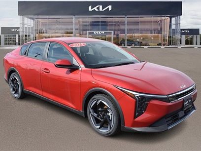 New 2025 Kia K4 EX