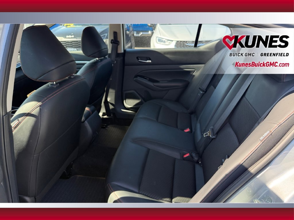 Used 2024 Nissan Altima 2.5 SR FWD image 35