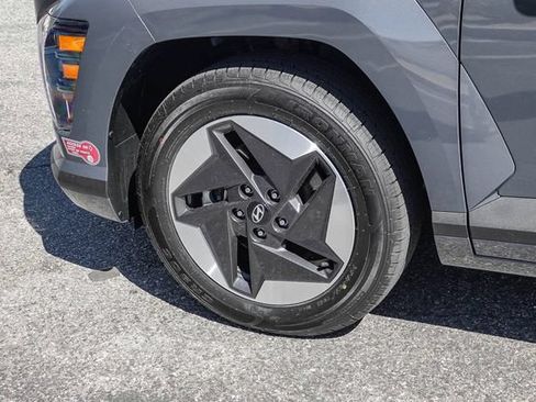 Certified 2024 Hyundai Kona SEL FWD image 10