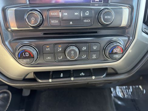Used 2018 Chevrolet Silverado 1500 LT w/ All Star Edition AWD/4WD image 34