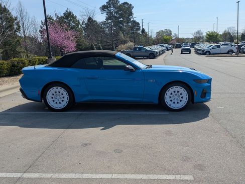 New 2026 Ford Mustang GT Premium w/ GT Performance Package RWD image 3