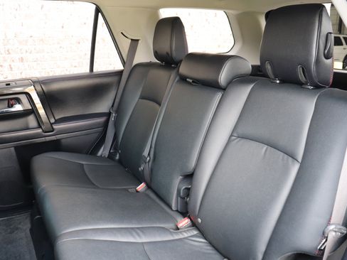 Used 2016 Toyota 4Runner Trail Premium image 43