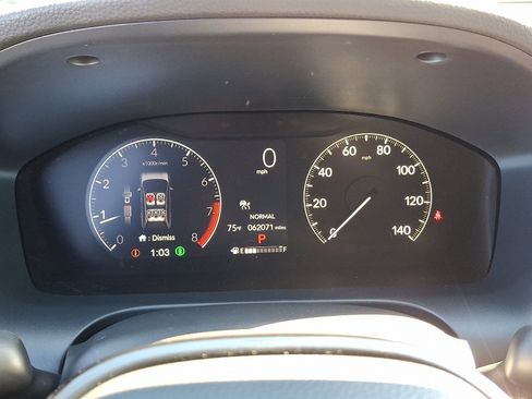 Used 2025 Honda HR-V Sport image 21