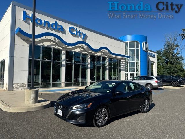 Used 2024 Nissan Altima 2.5 SL FWD 360° Tour
