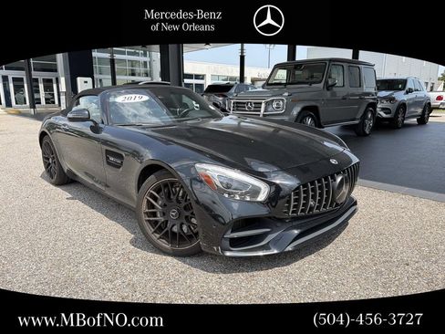 Used 2019 Mercedes-Benz AMG GT Roadster image 1
