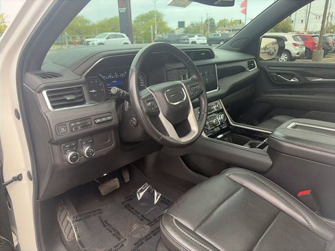 Used 2021 GMC Yukon XL Denali AWD/4WD image 34