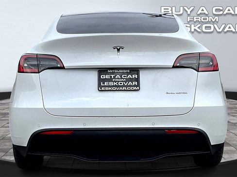 Used 2020 Tesla Model Y Long Range image 4