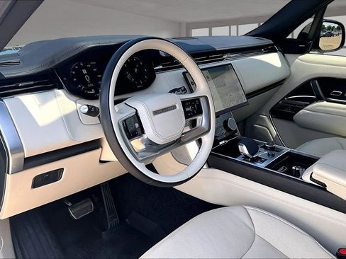 Certified 2023 Land Rover Range Rover SE AWD/4WD image 12