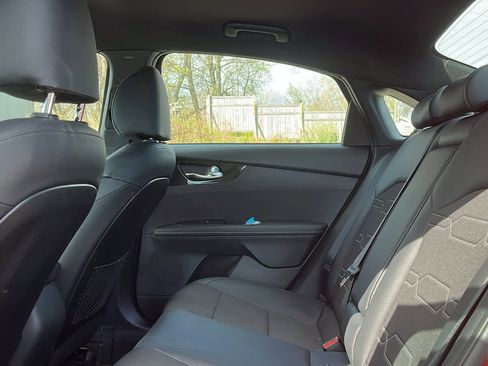 Used 2023 Kia Forte GT-Line w/ GT-Line Technology Package FWD image 27