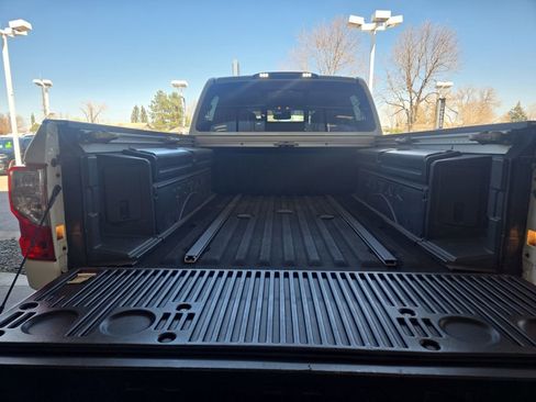 Used 2019 Nissan Titan PRO-4X w/ Pro-4x Convenience Package image 20
