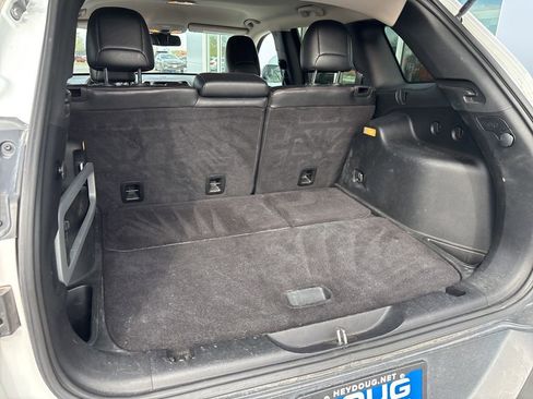 Used 2014 Jeep Cherokee Trailhawk w/ Leather Interior Group image 19