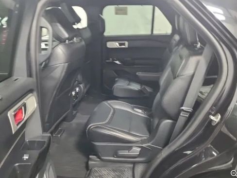Used 2021 Ford Explorer ST w/ Equipment Group 401A image 9