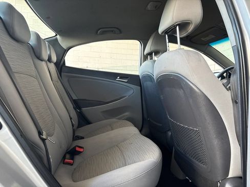 Used 2017 Hyundai Accent SE FWD image 13