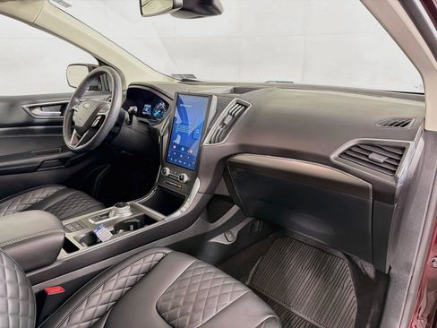Used 2024 Ford Edge Titanium AWD/4WD image 31