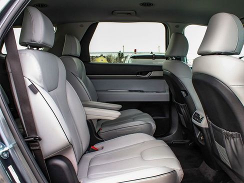 Used 2025 Hyundai Palisade SEL AWD/4WD image 40