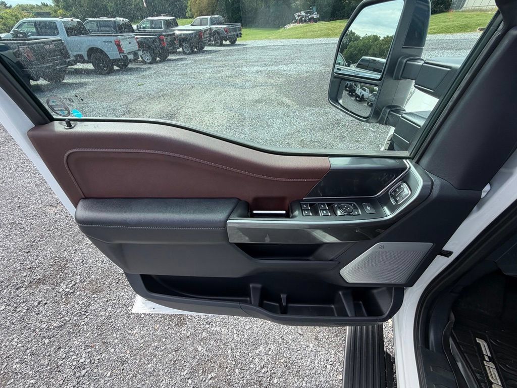 Used 2023 Ford F150 Lariat w/ Equipment Group 502A High AWD/4WD image 5