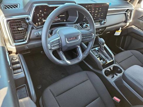 New 2025 GMC Canyon Elevation w/ Convenience Package image 3