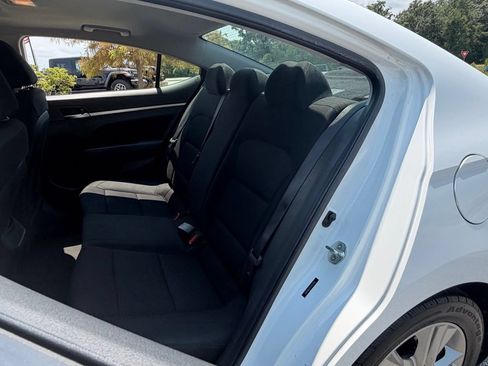 Used 2020 Hyundai Elantra Value Edition w/ Cargo Package (C1) FWD image 17
