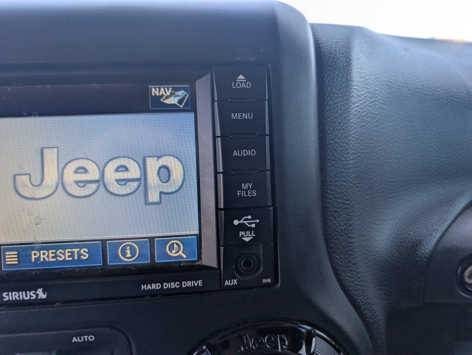 Used 2012 Jeep Wrangler Unlimited Sahara AWD/4WD image 18
