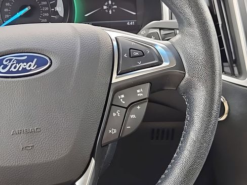 Used 2020 Ford Edge SEL AWD/4WD image 25