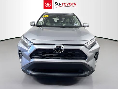 Used 2023 Toyota RAV4 XLE Premium image 10