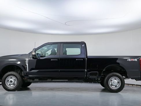 Used 2024 Ford F350 XL w/ Snow Plow Prep Package image 9